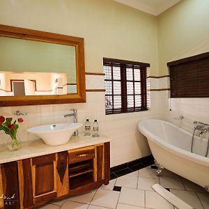 Luxury King Room